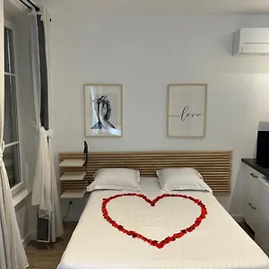  Apartment Les Bulles De Mona 